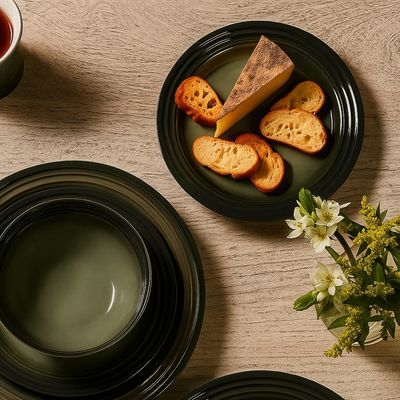PRATO RASO LE CREUSET VANCOUVER 27CM EM CERÂMICA THYME 70202271737099