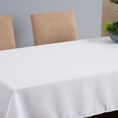 Toalha de Mesa Basic 1 Peça 2,00m x 1,40m 6 Lugares 100% Poliéster Tecido Oxford - Branco