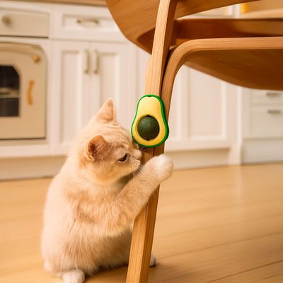 Brinquedo com Catnip para Filhotes e Adultos Formato Abacate Erva Catnip Distração - Abacate da Diversão para Gatos