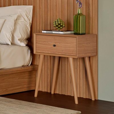 Mesa de Cabeceira 1 Gaveta Pés Palito Kayla D03 Freijó - Lyam Decor