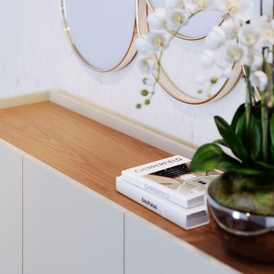Aparador Buffet Jurere 136cm 3 Portas De Giro - Ssx Multicoisas Cor Off White Matte/freijo