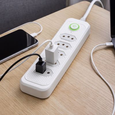 Extensão Elétrica 5 Tomadas com Botão