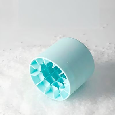 Forma de Gelo 60 Cubos em Silicone e ABS – Cubos Cristalinos 1,3cm Compacta e Fácil de Usar | Cor:Azul