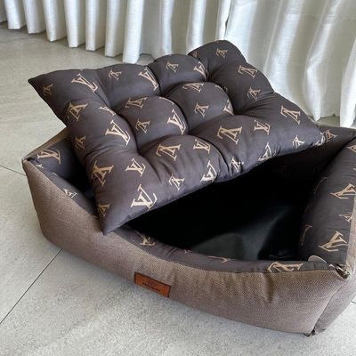 Cama Para Cachorro Retangular Em Corino + Poliéster Marrom Claro Lv Grande (g) 50 X 65 Cm