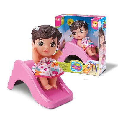 Boneca Bebe Mini Hugs Escorregador - BeeToys