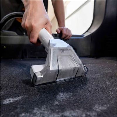 Extratora e Higienizadora de Estofados Portátil Karcher Home Care 1600W 3 em 1 Preto / 220V