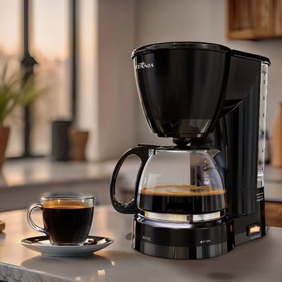 Cafeteira BCF32C Jarra de Vidro Britânia Preto / 220V