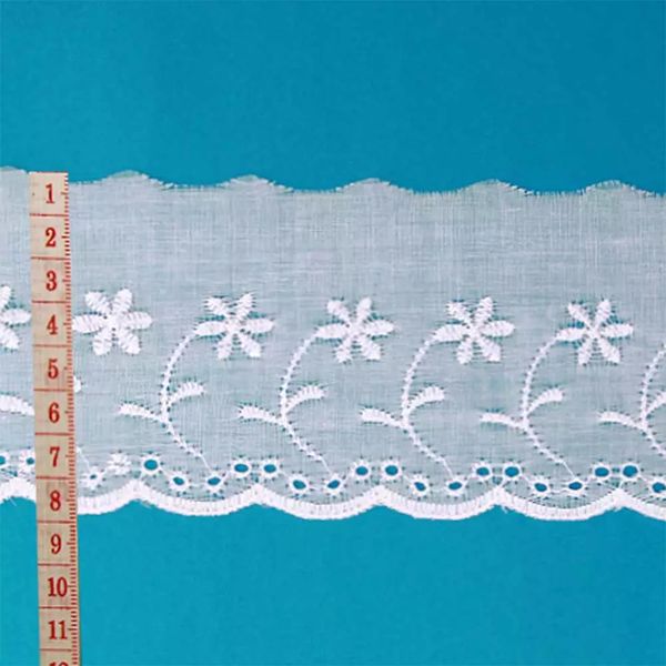 Bordado Inglês de Poliéster Nybc CTL107 7,5cm com 13,70m Branco