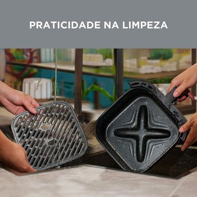 Fritadeira Air Fryer Midea Widemax Cyclone Preto e Inox 4,5L 110V FWM45P1