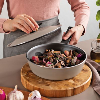 Frigideira Funda Tramontina Spezia Indução Antiaderente Areia 24 cm
