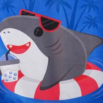 Toalha de Praia KazzaVip Microfibra 100% Poliéster Estampada Anti Areia Shark Jawsome 60cm x 110m Azul