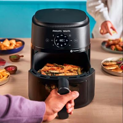 Fritadeira Elétrica Airfryer Philips Walita Série 2000 XL Digital NA230/00 1700W Preta Preto / 220V