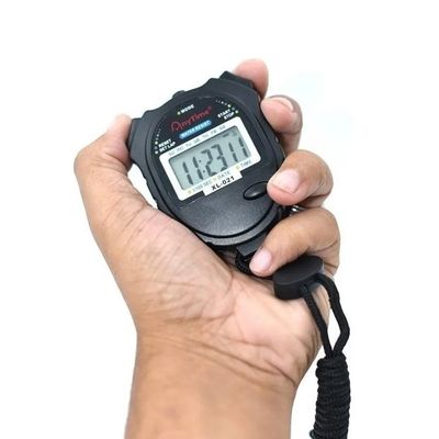 Cronômetro Digital Esportivo com Relógio Data Contagem Regressiva 1/100 Segundos Único / Preto
