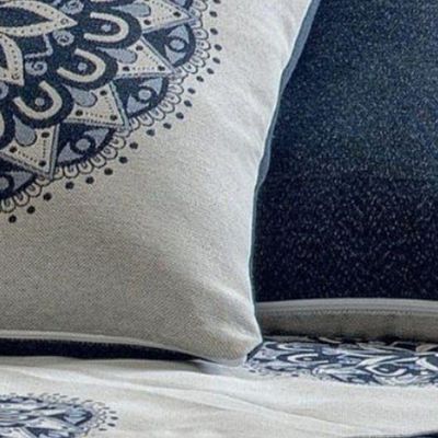 Almofada Decorativa Turin Quadrada Com Refil 58% Algodão / 42% Poliéster - Mandala Marinho