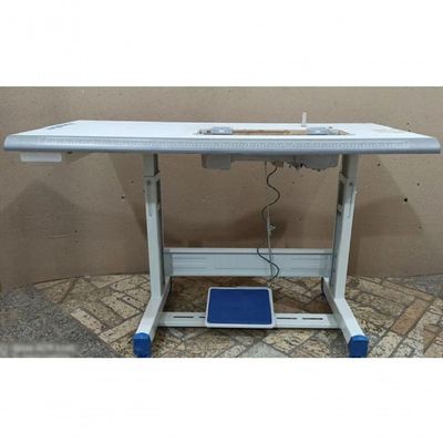 Máquina De Costura Reta Direc Drive Yamata 110/220v 110v 110V