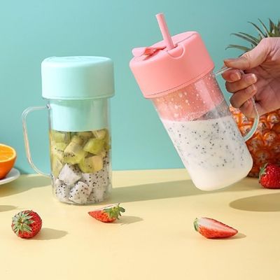 Copo Caneca Liquidificador Mini Juicer 380ml com tampa e canudo Recarregavel Portatil