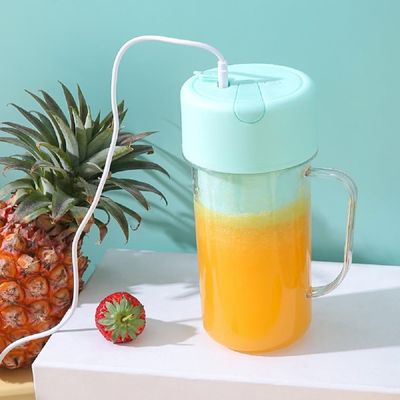 Copo Caneca Liquidificador Mini Juicer 380ml com tampa e canudo Recarregavel Portatil