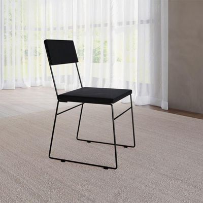 Kit 4 Cadeiras De Jantar Málaga Veludo Preto Para Mesa Sala Cozinha Conforto E Decoração - Preto