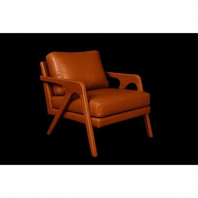 Poltrona Mona Luxo Madeira Maciça Corino Caramelo Para Sala De Estar Decorativa Moderna