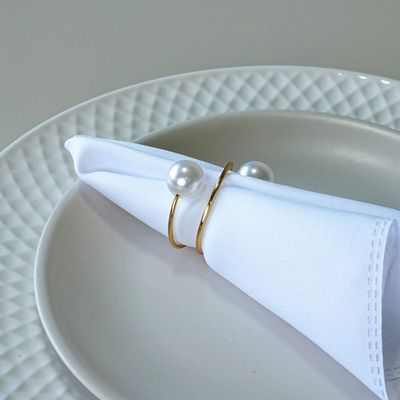 Kit 10 Anéis Para Guardanapos 4,5cm x 4,5cm Pérola Duas Voltas Argola Metal Mesa Posta - Dourado
