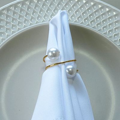 Kit 10 Anéis Para Guardanapos 4,5cm x 4,5cm Pérola Duas Voltas Argola Metal Mesa Posta - Dourado