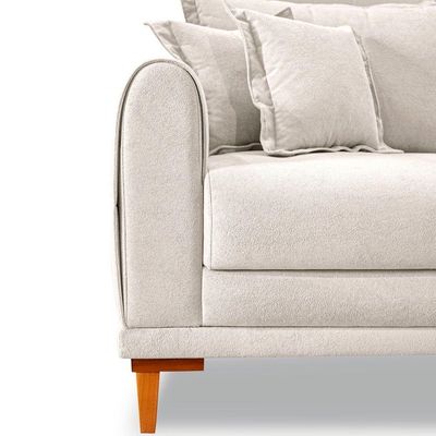 Poltrona Livia Bouclê Off White Pés De Madeira - Pallazio