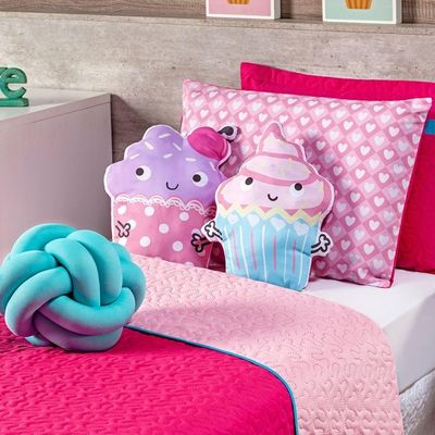 Kit Cobre Leito Colcha Solteiro Cupcake Pink/rosa Dupla Face Com Almofadas Estampadas 06 Peças