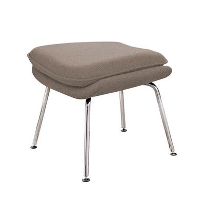 Poltrona Womb Chair Com Puff Cromada Linho Bege