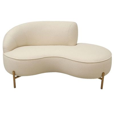 Sofá Curvo 2 Lugares 150cm Braço Dir. Thommy Pés Ouro Bouclé Off White - Nexta Casa