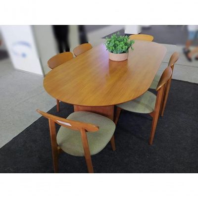 Sala De Jantar Tampo Oval 6 Cadeiras Hórus Requinte Salas