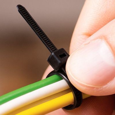 Abraçadeira De Nylon 30cm X 3,6mm Com 100 Unidades - Preta
