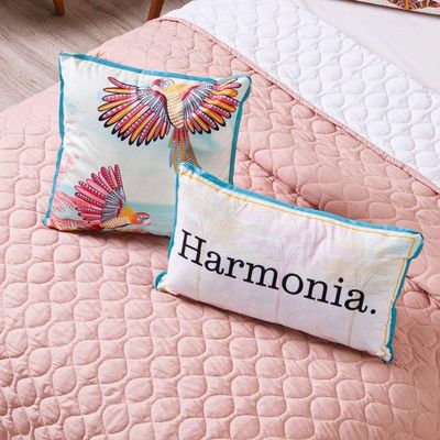 Kit Cobre Leito Colcha Solteiro Verano Com Almofadas Estampadas 05 Peças - Dupla Face Percal 300 Fios Matelado Cor Arara