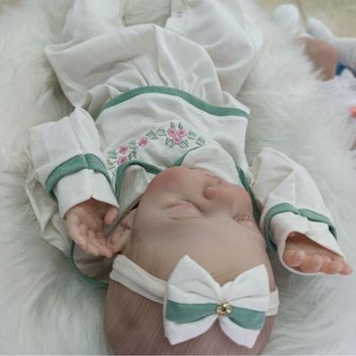 Bebe Reborn Menina, Dormindo, Realista, Corpo De Pano Macio Realista