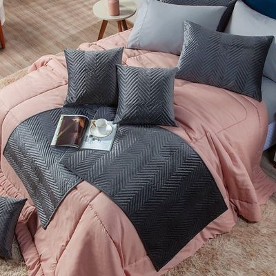 Kit De Peseira Para Cama Florence Cinza Com Fronhas E Almofada 04 Peças - Tecido Veludo Macio Caminho De Cama