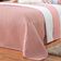 Kit Cobre Leito Colcha Queen Miami Rosê/branco Dupla Face Com Almofadas Estampadas 06 Peças