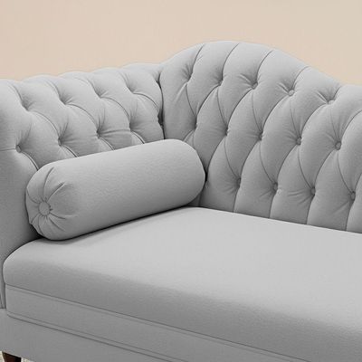 Divã Recamier Chaise Longue Lavínia 150cm Capitonê Pés De Madeira Bouclê Cinza Claro - Desk Design