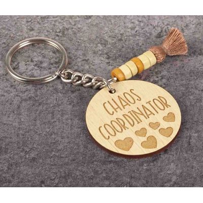 Chaveiro Engraçado Gravado em Madeira Coordenador do Caos - Presente para Mãe/Professor(a) - Inkdotpot 9,4 Cm / Marrom