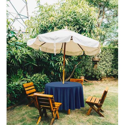 Toalha de Mesa Redonda 147 cm Uso Interno e Externo, Impermeável, com Orifício para Guarda-Sol, para Pátio/Quintal/Churrasco - Vargottam 147,32 Cm × 147,32 Cm – Com Furo Para Guarda-Sol / Azul