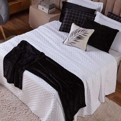 Kit De Peseira Para Cama Majestic Com Fronhas 03 Peças - Tecido Mantinha Flannel Em Toque De Seda Brilhante Cor Preto