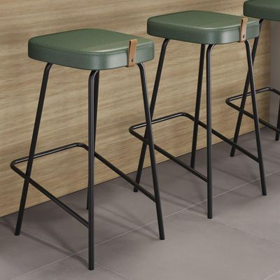 Kit 02 Banquetas Altas Cozinha E área Gourmet Vik Estofada Couríssimo Verde - Desk Design