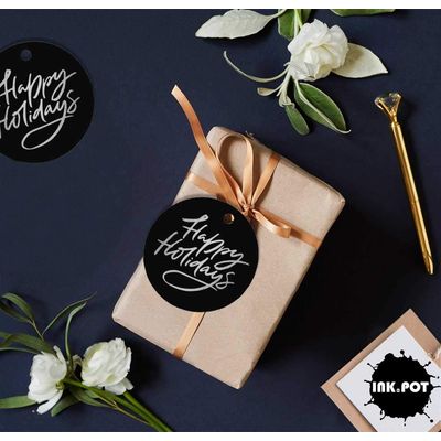 Etiquetas para Pendurar em Garrafa 'Boas Festas' Metalizadas para Lembrancinhas - Inkdotpot 100 Etiquetas Metalizadas / Preto - Prata