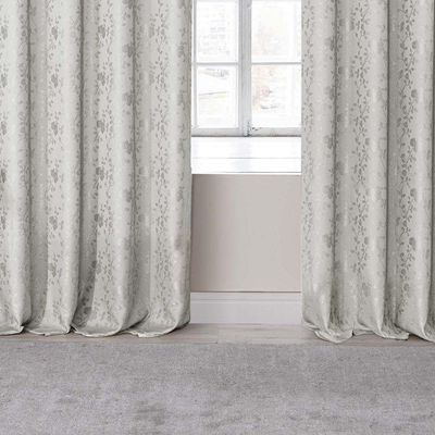 Cortina Flores Em Jacquard Para Varão Simples 3,00m X 2,60m 100% Poliéster - Bege