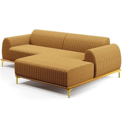 Sofá 3 Lugares Chaise Direito Sala Molino 245cm D02 Pés de ouro Bouclê Mostarda