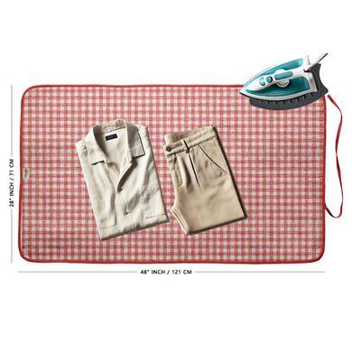 Tapete de Passar Magnético de Algodão - Lavável, Almofada de Fibra e Apoio para Ferro - Dobrável Leve p/ Mesa, Lav./Sec. - Vargottam 71,12 Cm × 121,92 Cm / Vermelho
