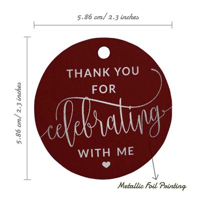 Etiqueta de Papel para Lembrancinha de Aniversário 'Obrigado por Celebrar Comigo' com Foil para Pendurar - Inkdotpot 100 Etiquetas Metalizadas / Vermelho - Prata