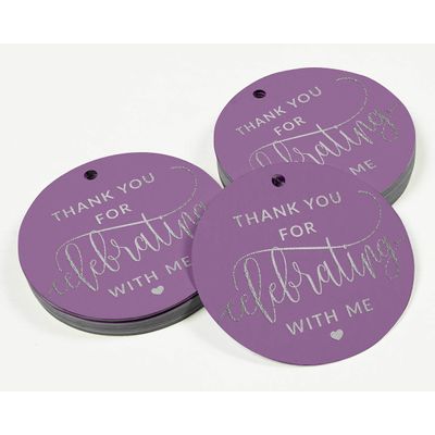 Etiquetas Pendentes de Papel Metalizado para Lembrancinha de Aniversário 'Obrigado por Comemorar Comigo' - Inkdotpot 100 Etiquetas Metalizadas / Roxo - Prata