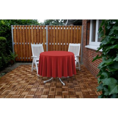Toalha de Mesa Redonda 147cm Int./Ext. com Abertura para Guarda-Sol Impermeável para Pátio/Quintal/Churrasco Primavera/Verão - Vargottam 147,32 Cm × 147,32 Cm – Com Furo Para Guarda-Sol / Vermelho
