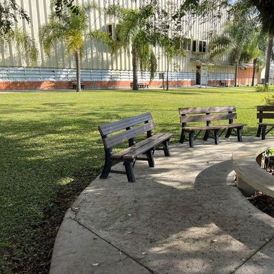 Banco Para Jardim Em Madeira Plástica Inbrasil 1,50mt