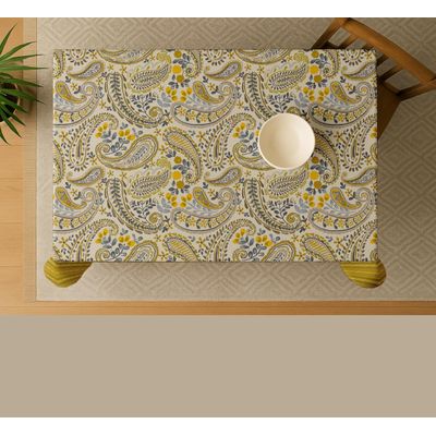 Toalha de Mesa Estampa Paisley, Sarja de Algodão Ocre, Mesa 4 Lugares, Lavável à Máquina, Guardanapos/Caminhos Disponíveis - Vargottam 152,4 Cm × 152,4 Cm – Quadrado / Amarelo