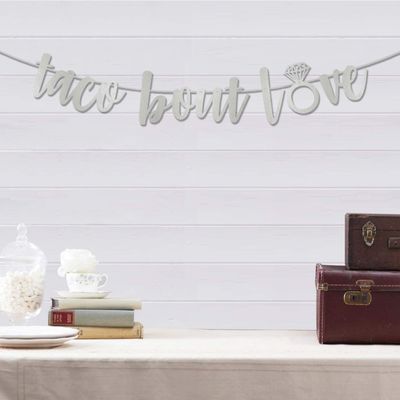 Varal de Bandeirinhas Cursivas Taco Bout Love Prateado Metálico para Casamento e Noivado - Inkdotpot Prata